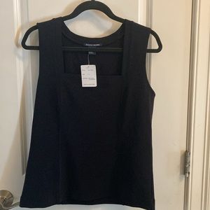 Boston Proper Women’s Black Sleeveless Top.  Size L.